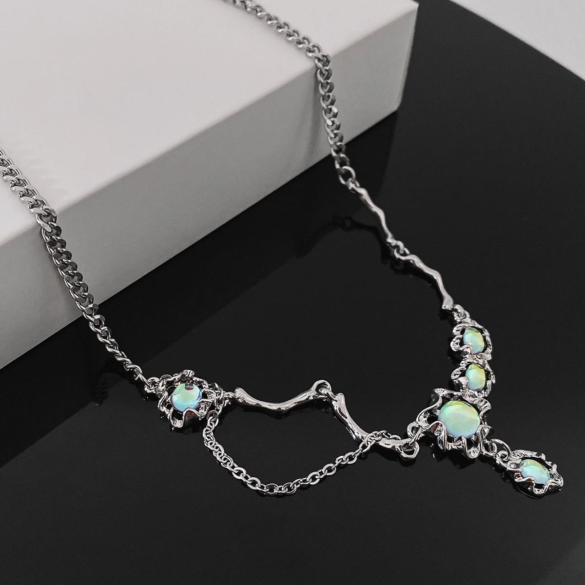 Luxury jewelry, alloy, irregular necklace, silver, suitable for everyone