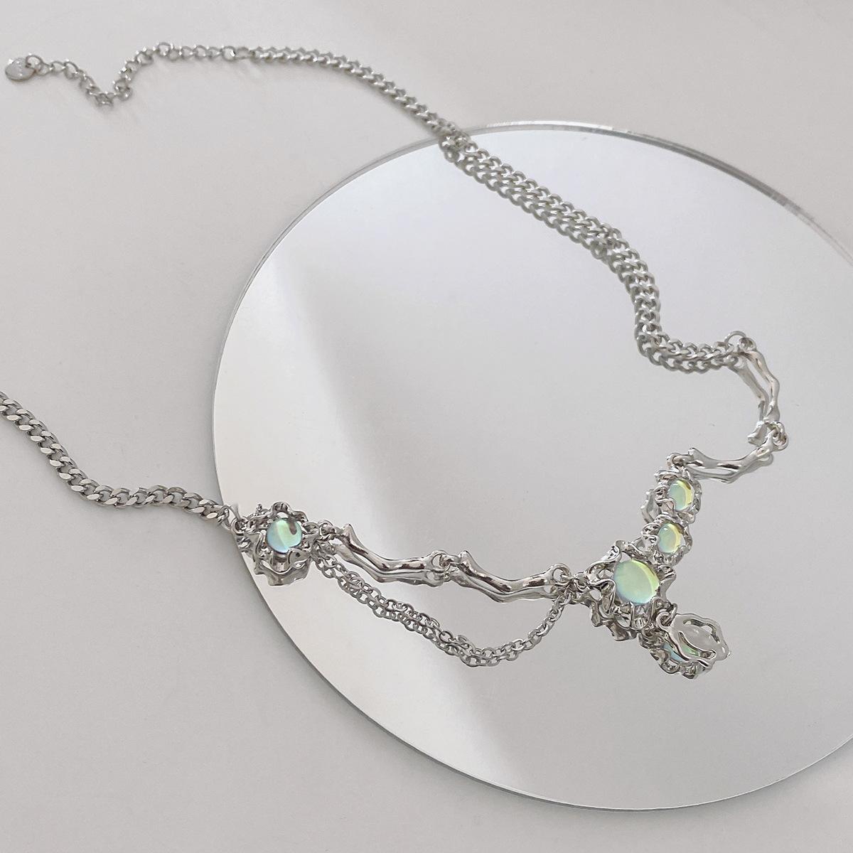 Luxury jewelry, alloy, irregular necklace, silver, suitable for everyone