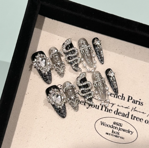 Handmade nails,light luxury high-end style,silver,long stiletto,snake and full diamond on nails,banquet,reusable,for everyone