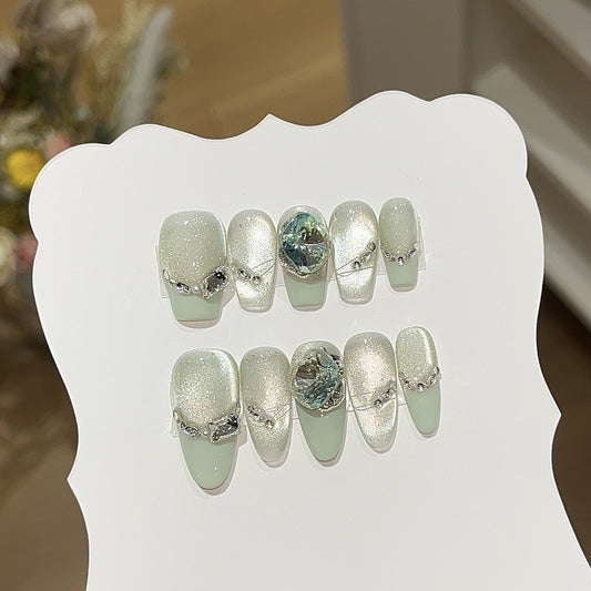 Handmade nails,classy nails,mint green,summer,short oval,cat eye armor,diamond,reusable,for everyone