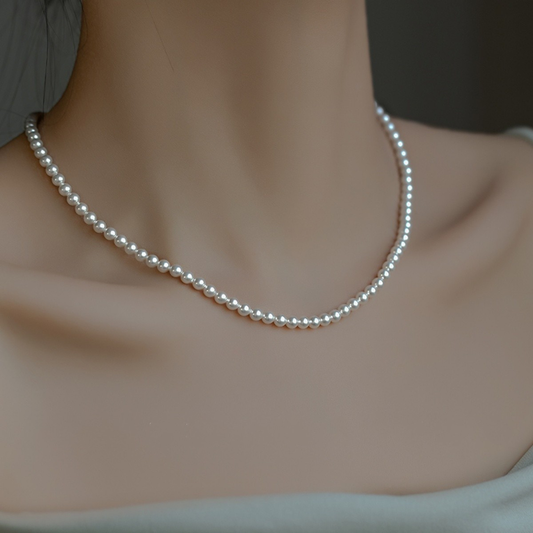 Luxury jewelry, pearls, necklaces, white, for everyone