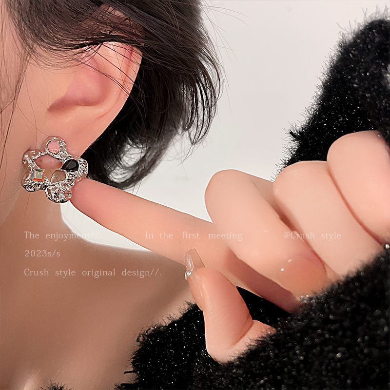 Luxury jewelry, alloy, earrings, silver, for everyone